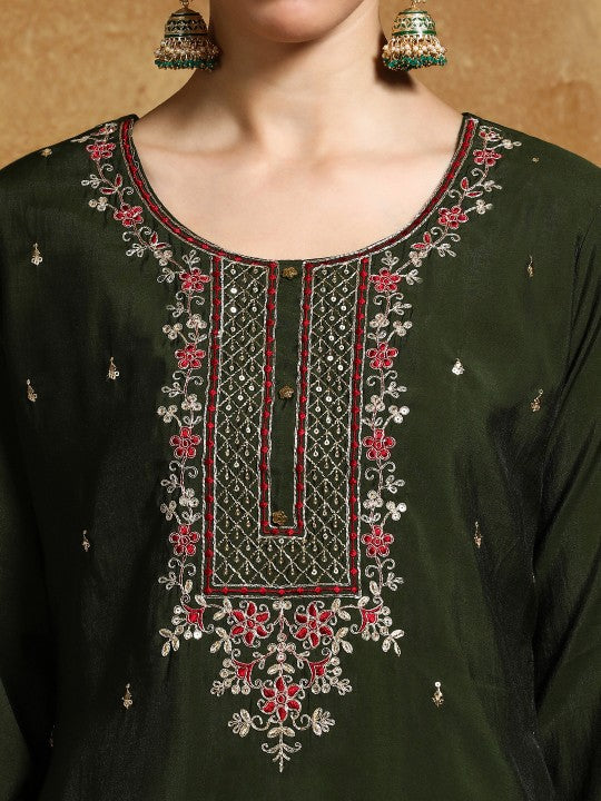 Varanga Women Floral Embroidered Regular Kurta
