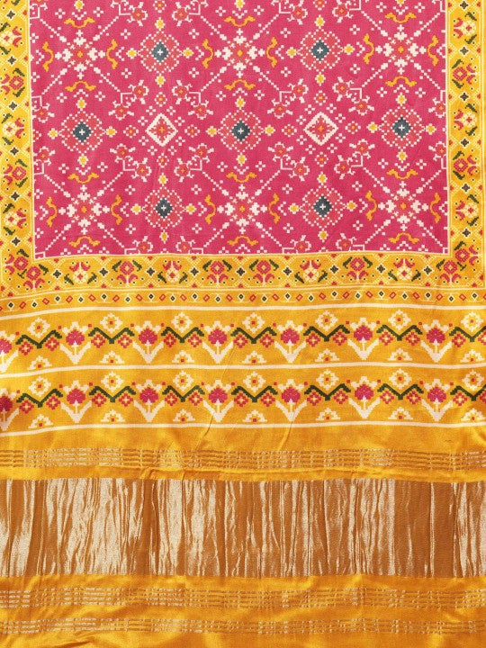 FASHOR Yoke Design Round Neck Thread Work Kurta