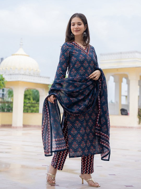 Floral Printed Straight Kurta With Trousers & Dupatta