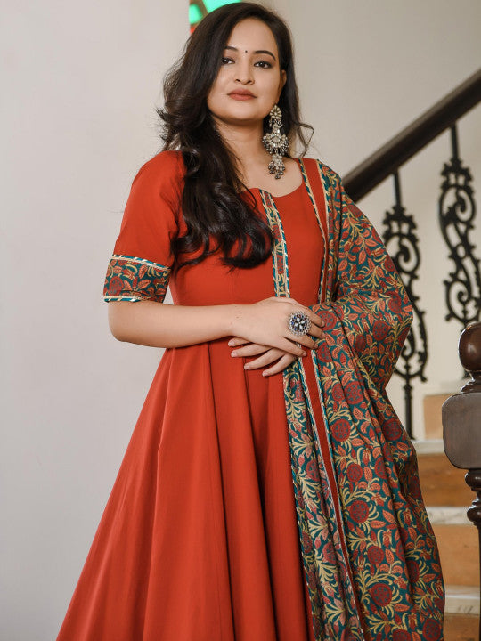 Indian Virasat Women Copper-Toned Floral Printed Panelled Pure Cotton Kurta with Trousers & With Dupatta