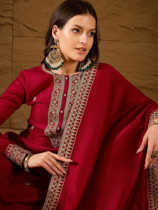 AHIKA Ethnic Motifs Embroidered Straight Kurta