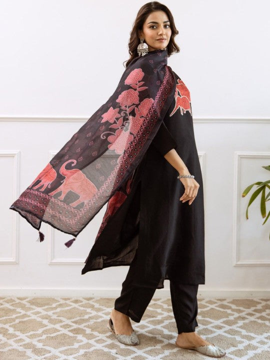 AUTUMN LANE Geometric Printed Pure Cotton Straight Kurta with Trouser & Dupatta