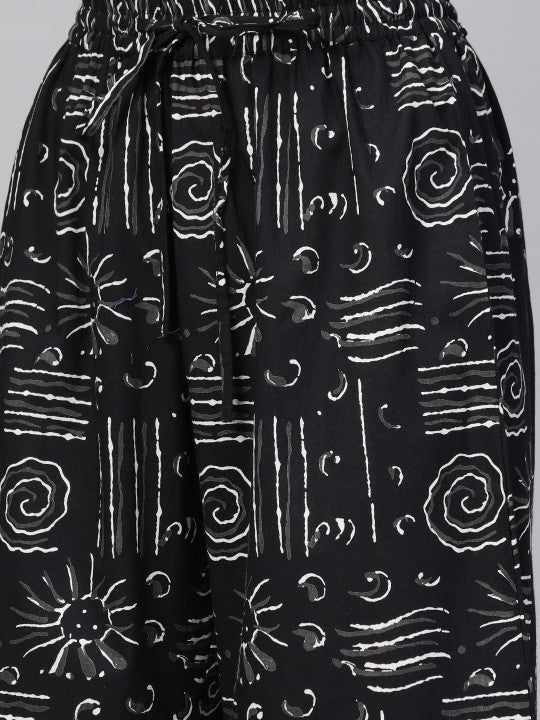 YASH GALLERY Women White & Black Printed Kurta Set with Dupatta