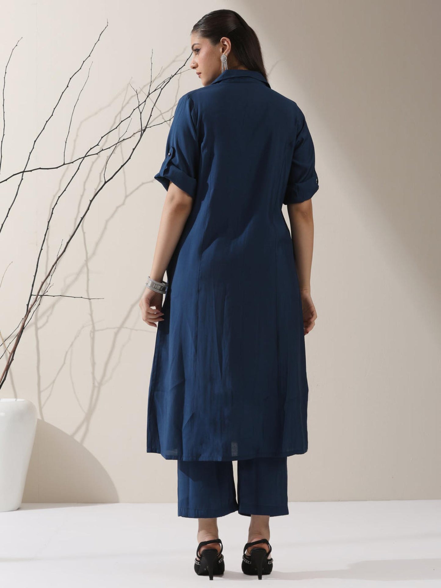Women Navy Blue Cotton Blend Solid Kurta with Pant