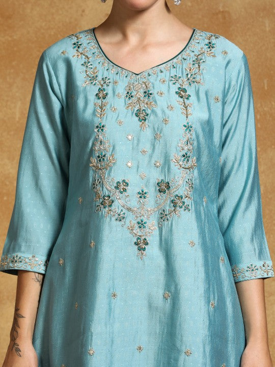 Varanga Women Floral Embroidered Regular Thread Work Kurta