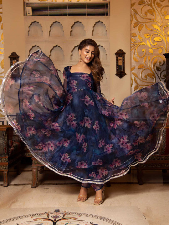 Calmna Women Printed Long Sleeve Gotta Patti Kurta with Trousers & Dupatta