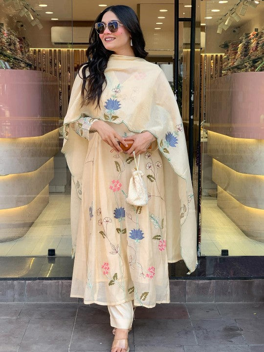 GoSriKi Floral Printed V-Neck Straight Kurta With Trouser & Dupatta