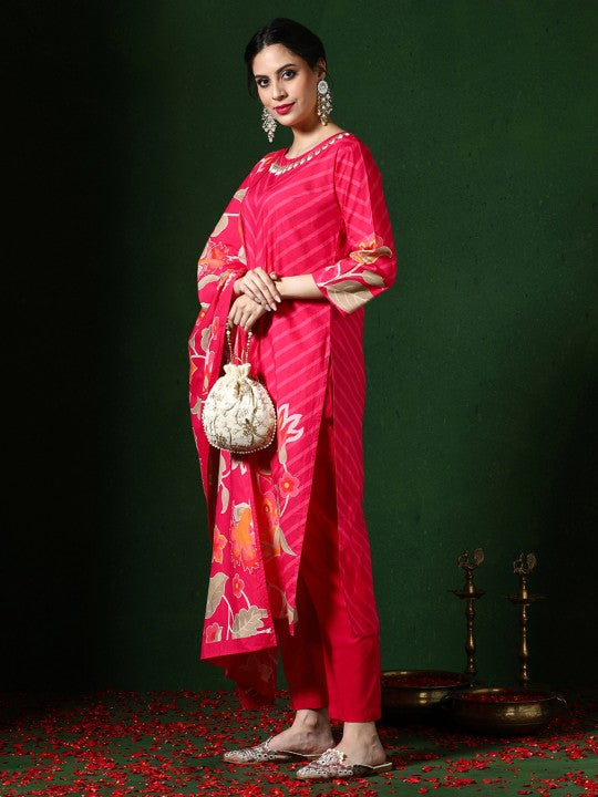Jaipur Kurti Women Floral Printed  Thread Work  Kurta with Trousers & With Dupatta