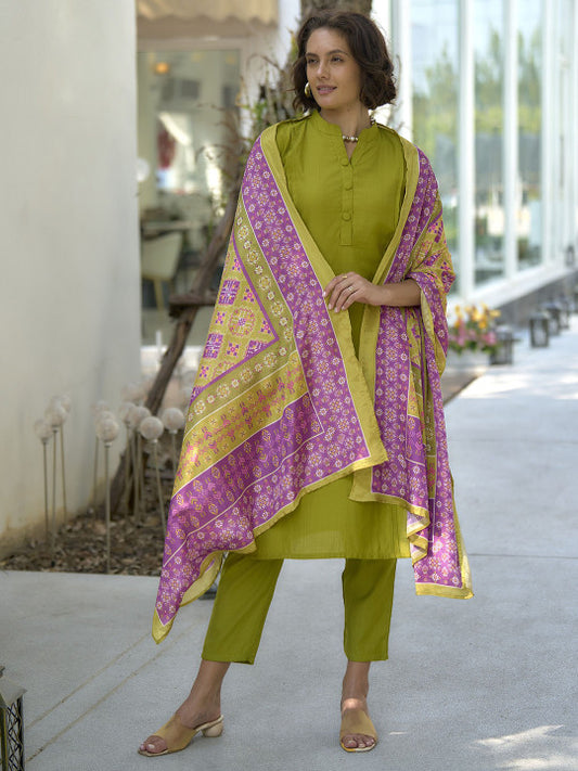 Ishin Mandarin Collar Straight Kurta With Trousers & Dupatta