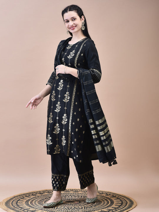 Floral Woven Design Round Neck Straight Kurta With Trouser With Dupatta