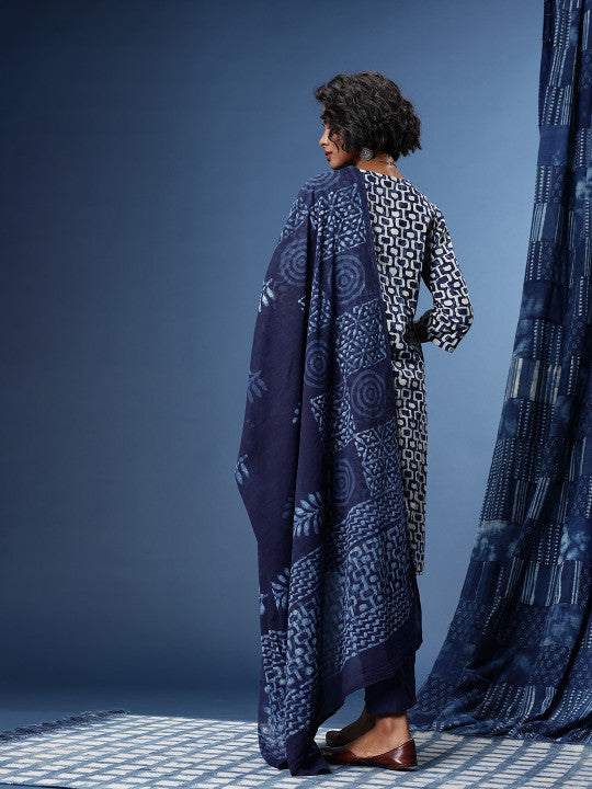 Taavi Indigo Geometric Printed Regular Kurta With Trousers & With Dupatta