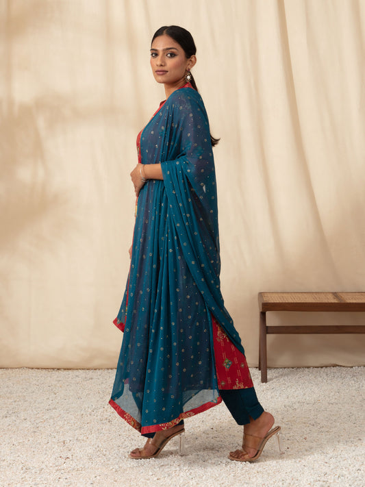 Floral Printed Straight Kurta Pant Dupatta LIKSKD57 (Set of 3)