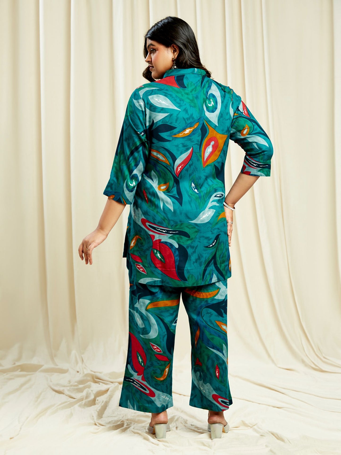 Gloplus Women Teal Abstract Print Shirt Style Tunic with Trousers Plus Size Fusion Co-Ord Set