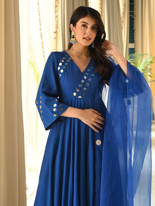 Urbanstree Ethnic Motifs Embroidered Anarkali Mirror Work Kurta