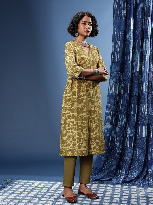 Taavi Pure Cotton Indie Printed V-Neck Block Print Legacy Kurta with Trousers & Dupatta