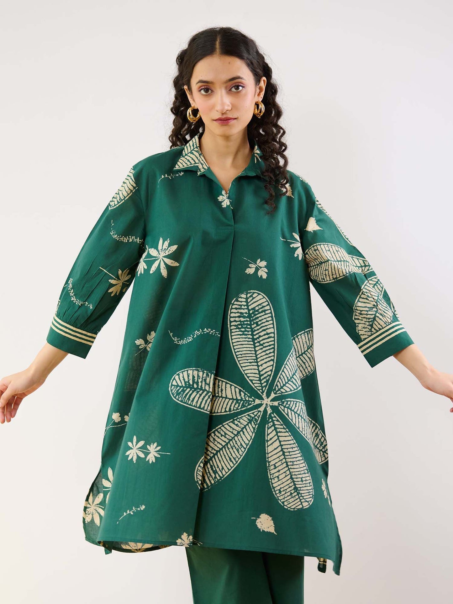 Green Plumeria Cotton Kurta and Pant Co-ord (Set of 2)