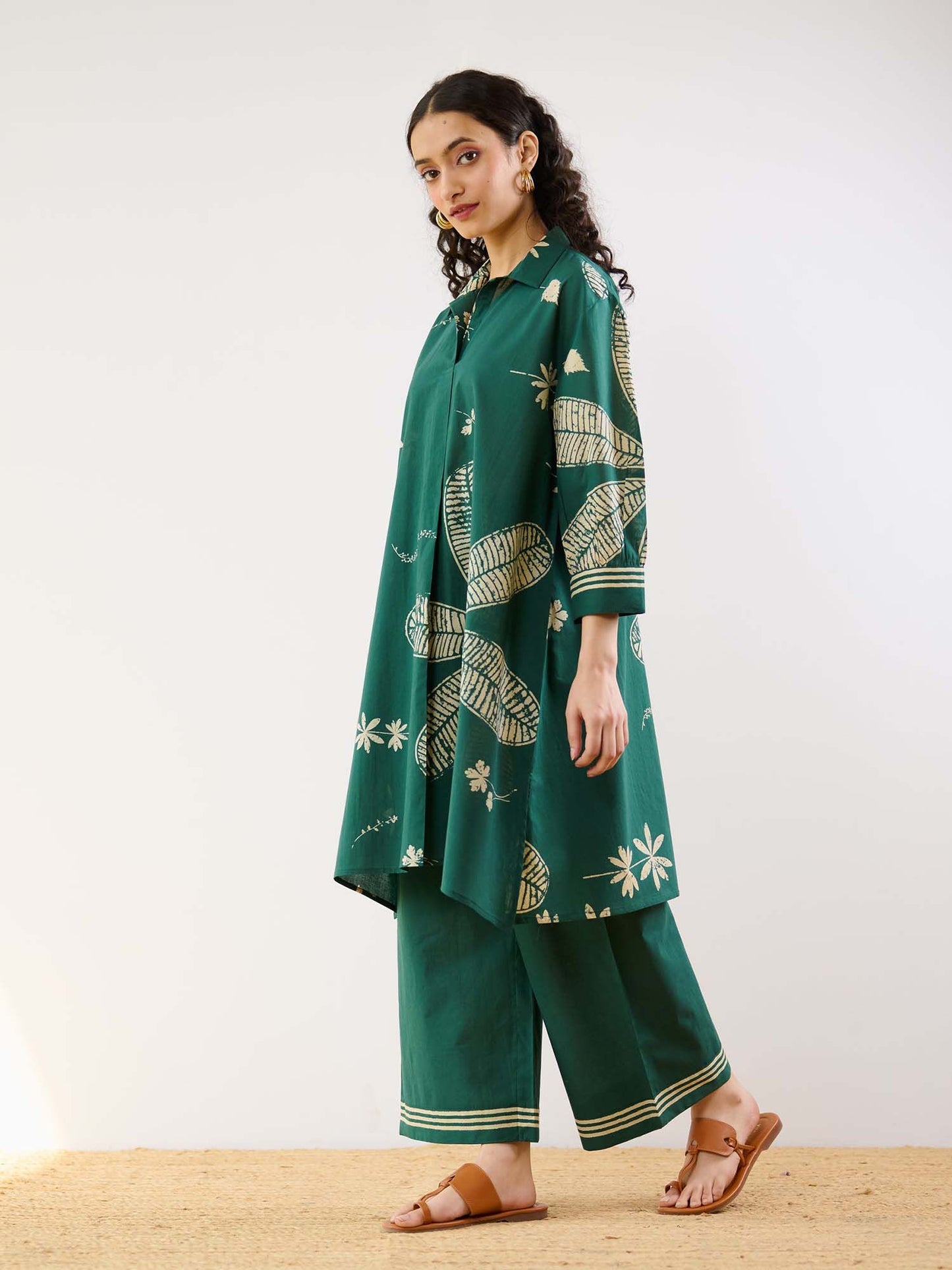 Green Plumeria Cotton Kurta and Pant Co-ord (Set of 2)