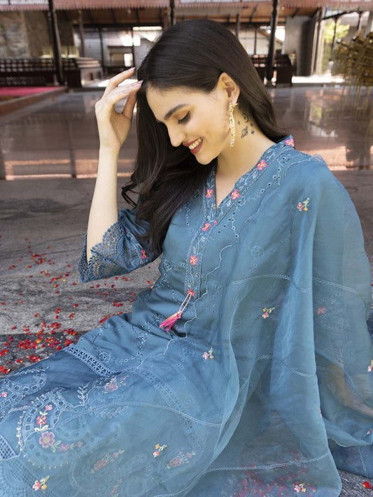 Ishin Floral Embroidered Regular Thread Work Pure Cotton Kurta with Trousers & Dupatta