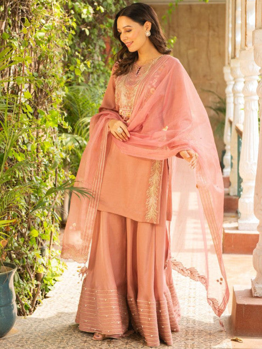AJIESH OBEROI Women Floral Embroidered Kurta with Sharara & Dupatta