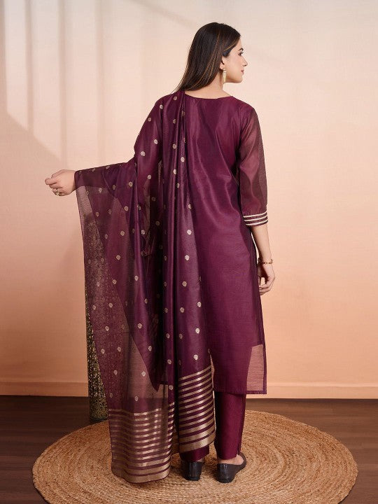 VISHNU WEAVES Women Solid Kurta