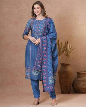 Women Printed Straight Kurta Set