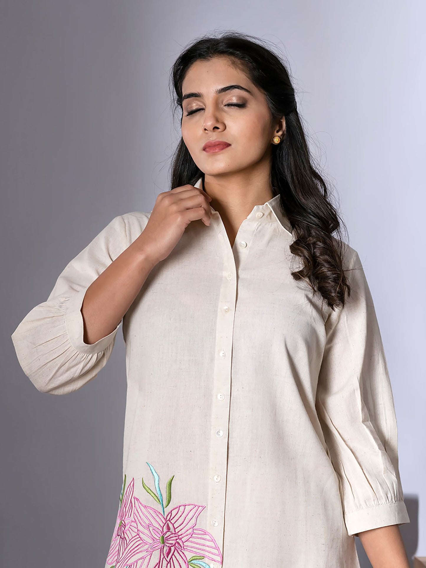 Women White Embroidered Co-Ord (Set of 2)