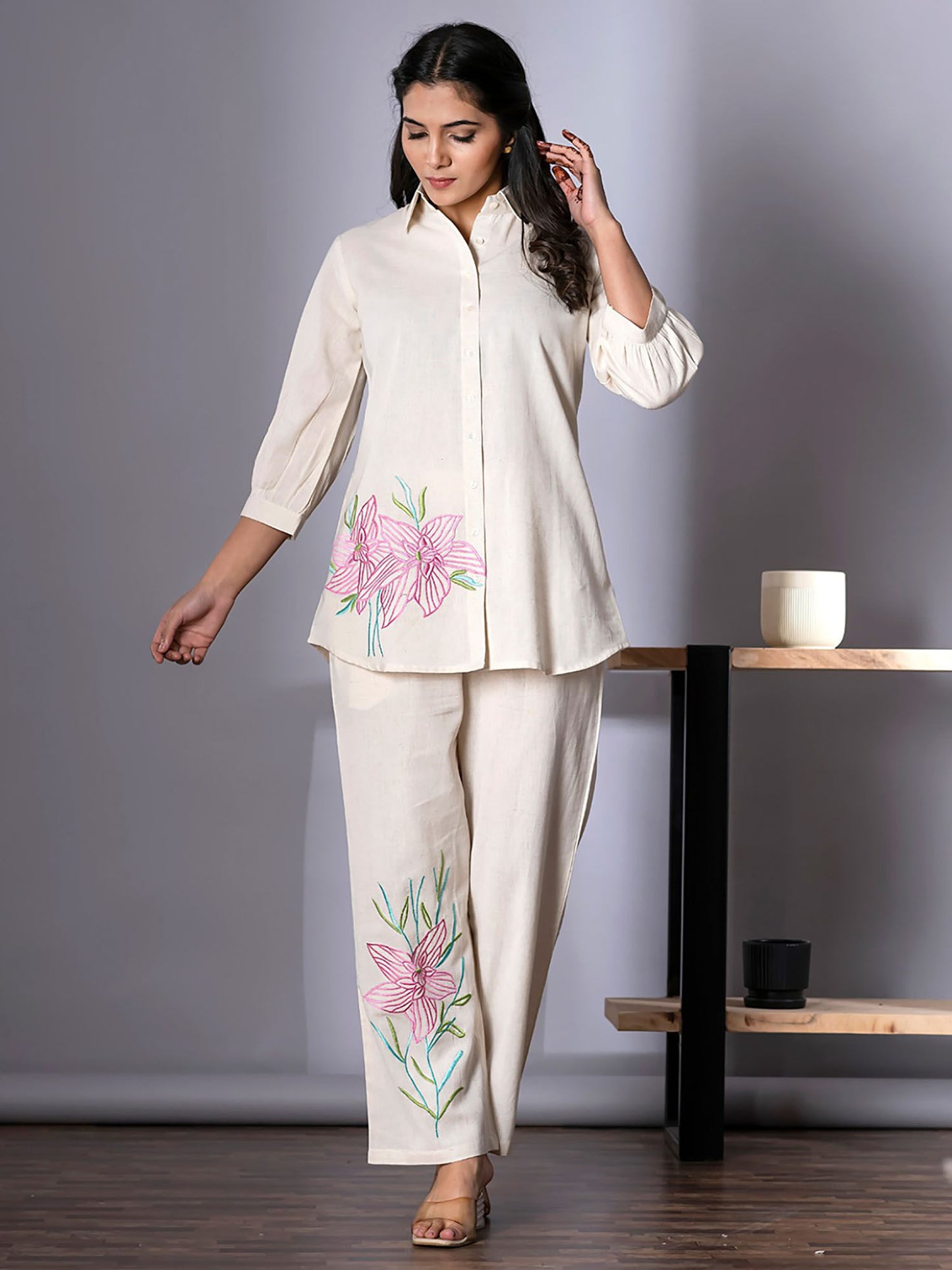 Women White Embroidered Co-Ord (Set of 2)