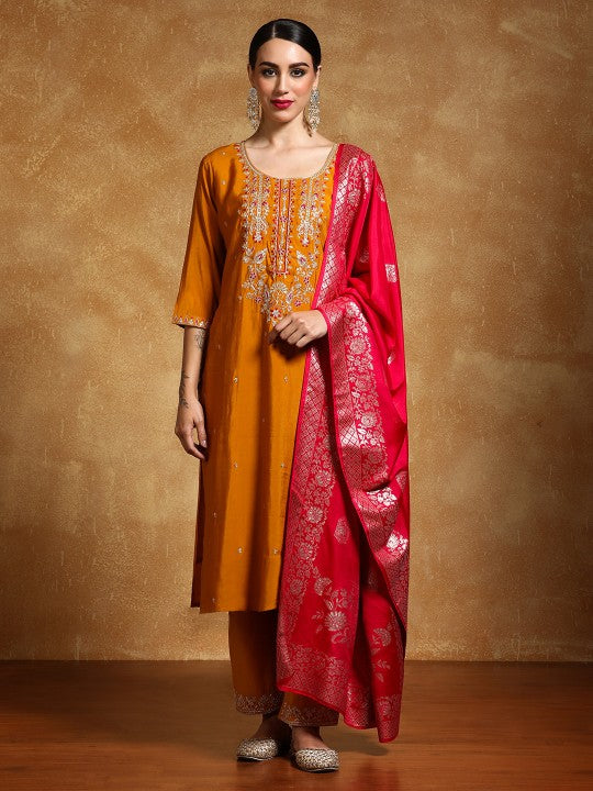 Varanga Women Floral Embroidered Regular Thread Work Kurta