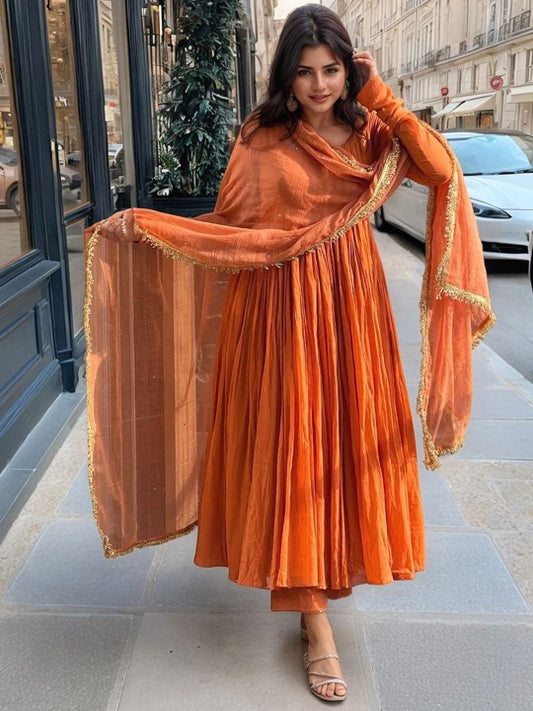Aaghnya Women Solid Kurta