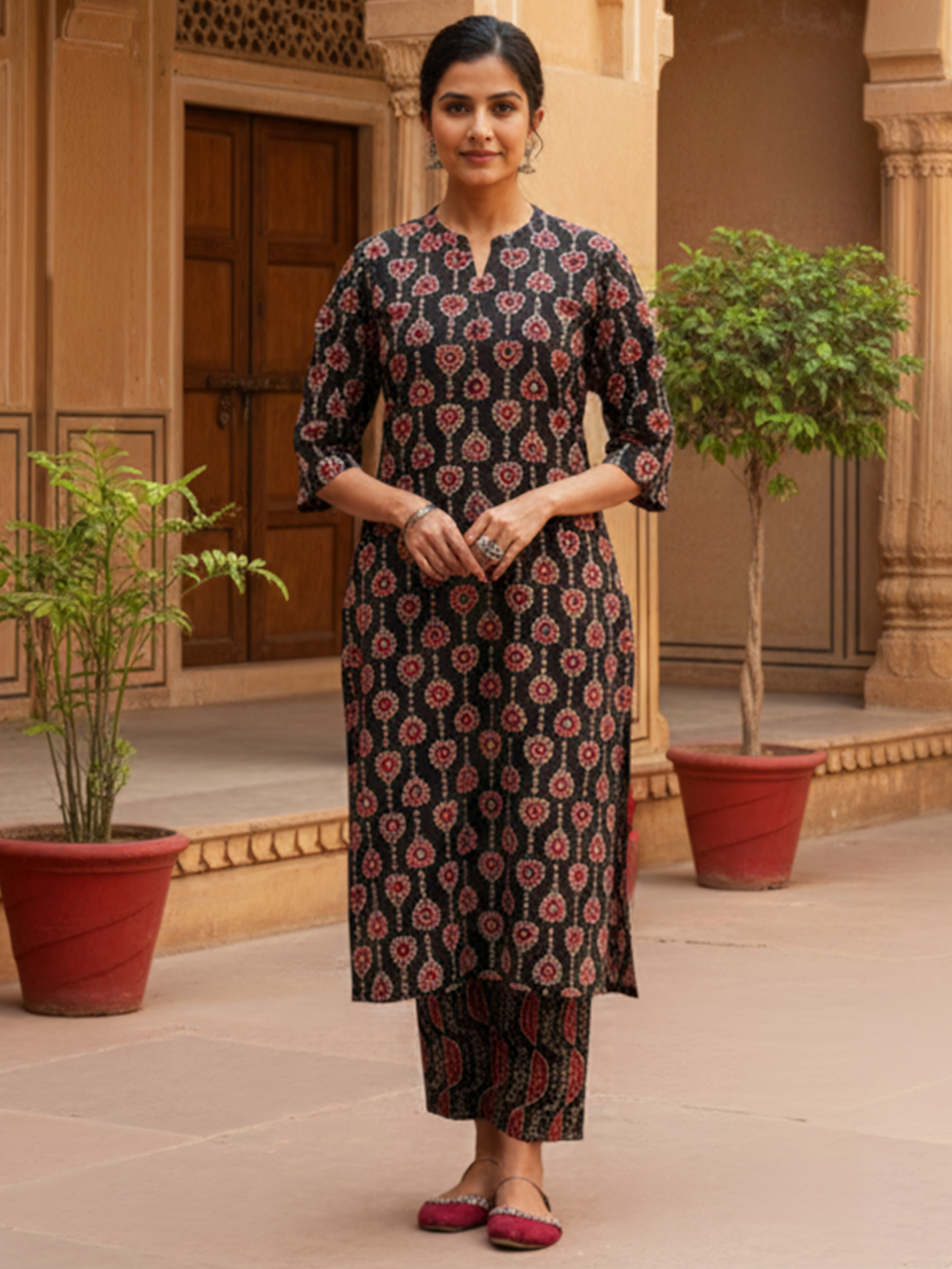 Soft Cotton Geometric Straight Black Kurta