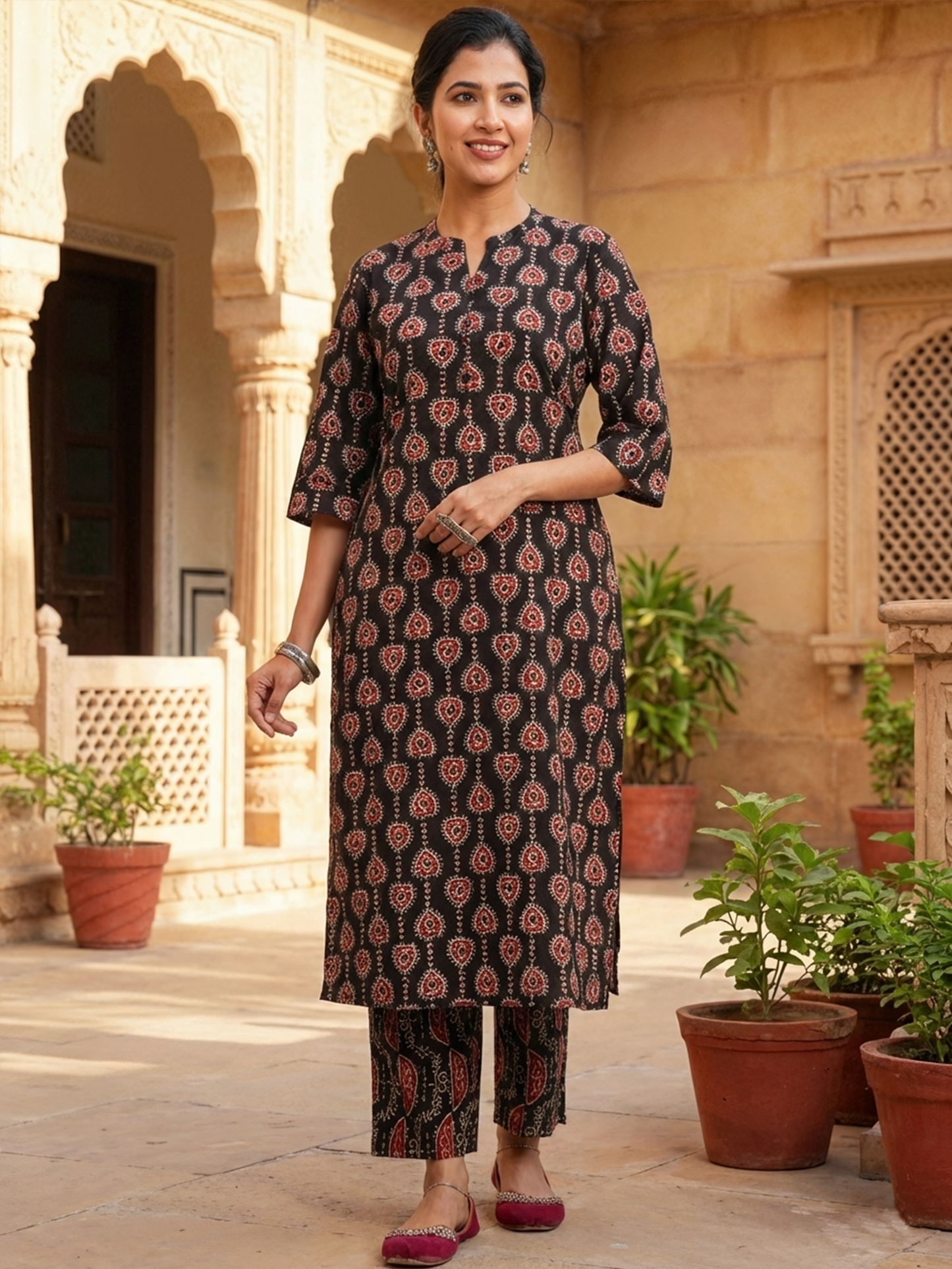 Soft Cotton Geometric Straight Black Kurta