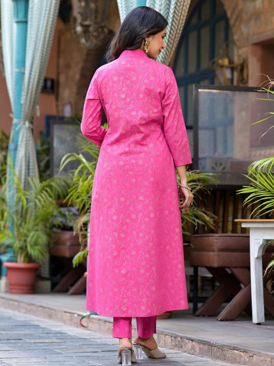 Aavanya Women Pure Cotton Printed Kurta Sets