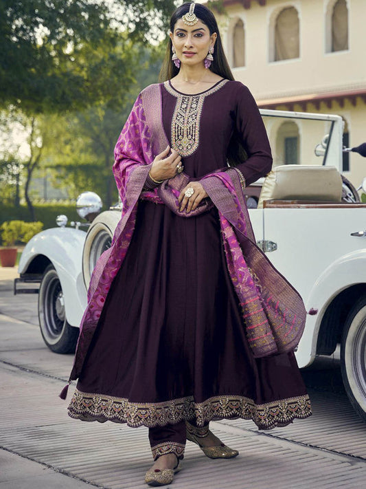 CHHAAP Women Floral Embroidered Pleated Sequinned Kurta with Trousers & With Dupatta