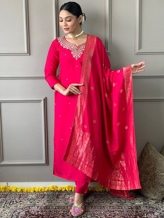Ishin Women Floral Embroidered Straight Kurta With Trousers & Dupatta