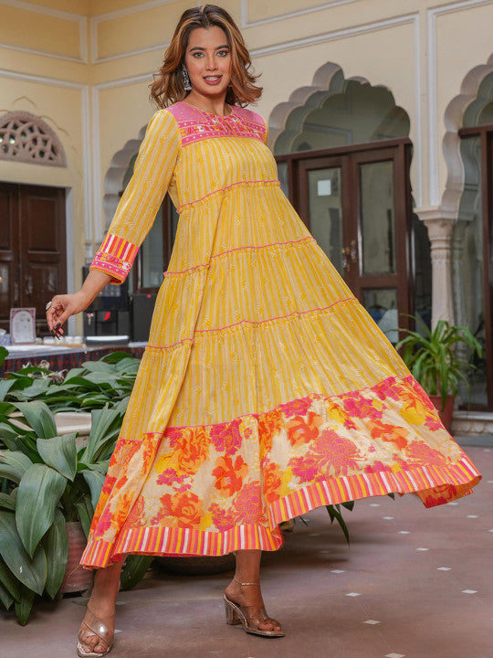 Printed Fit and Flare Maxi Dress