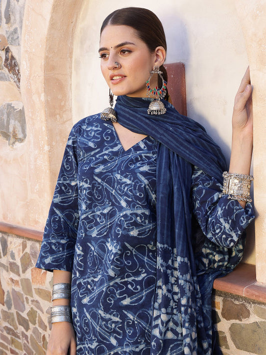 Taavi Abstract Printed Dabu Straight Kurta with Trouser & Dupatta