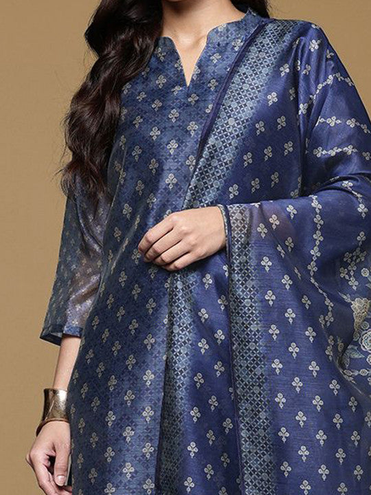 House of Pataudi Women Floral Printed Straight Kurta With Trousers & Dupatta