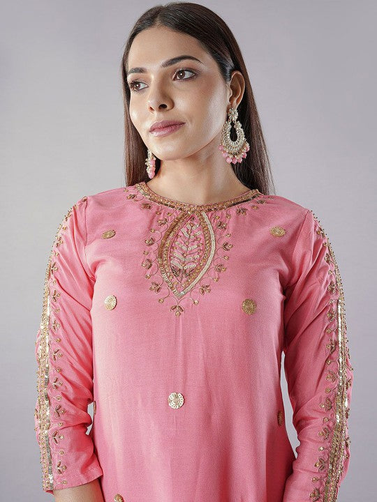 Utsav Fashion Women Ethnic Motifs Embroidered Regular Sequinned Kurta