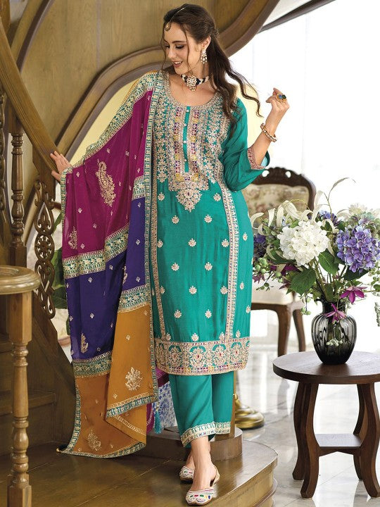Trendmalls Women Floral Embroidered Kurta