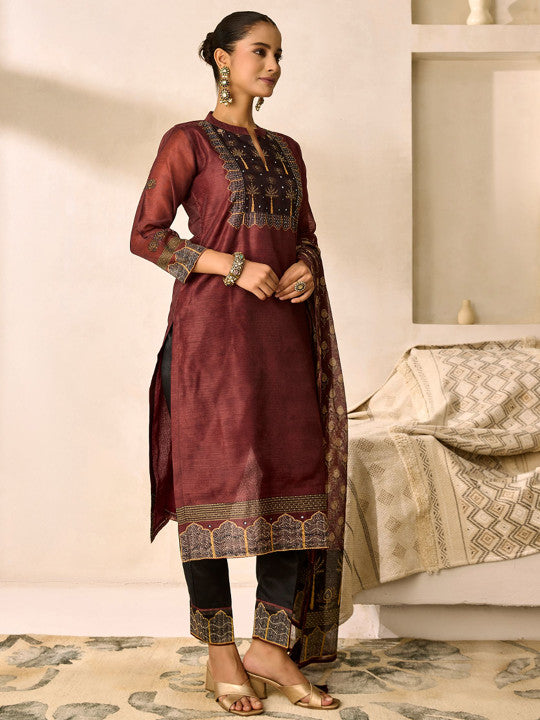 WOMEN PLUS Plus Size Ethnic Motifs Yoke Design Chanderi Silk Kurta With Trousers & Dupatta