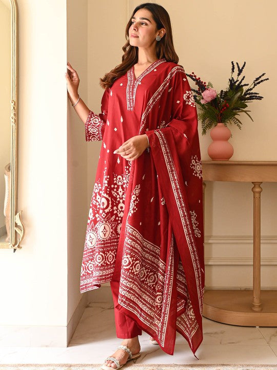 DIVASTRI Women Floral Printed Gotta Patti Kurta