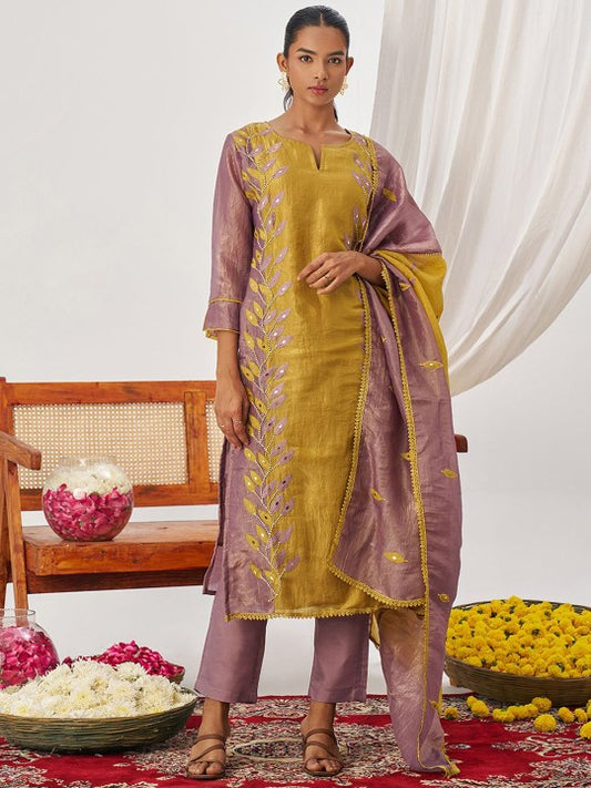ALIZEH Women Ethnic Motifs Embroidered Thread Work Kurta