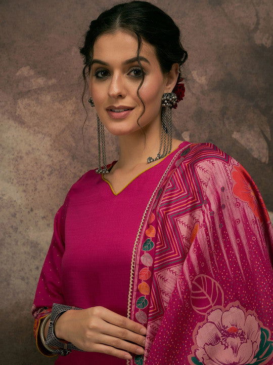 Anouk Women Floral Printed Kurta with Trouser & Dupatta