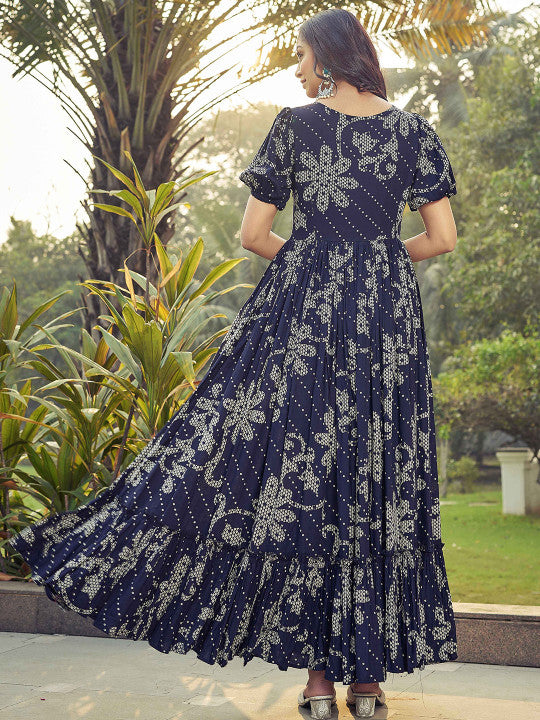 CHANSI Floral Printed Pleated Flared Maxi Dress