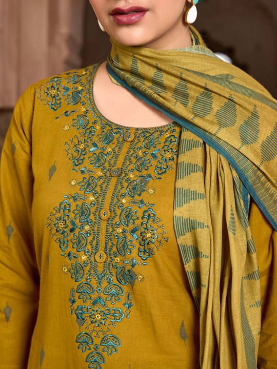 WOMEN PLUS Women Ethnic Motifs Embroidered Cotton Kurta with Trousers & Dupatta