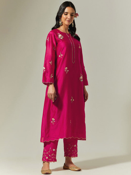 Anantaa by roohi trehan Floral Embroidered Chanderi Silk Kurta