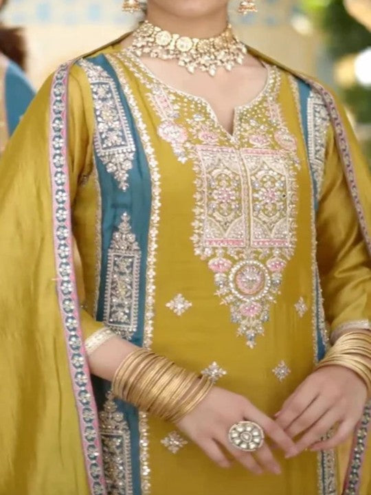Bel a Vous Ethnic Motifs Embroidered Notch Neck Pure Silk Kurta