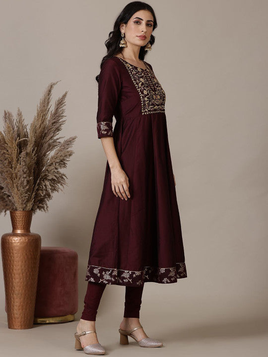 AURELIA Floral Embroidered Thread Work Round Neck Anarkali Kurta With Leggings and Dupatta