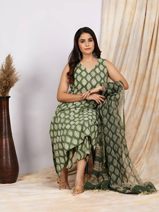 Akshayini Women Ethnic Motifs Printed V-Neck Pure Cotton Kurta with Trousers & Dupatta