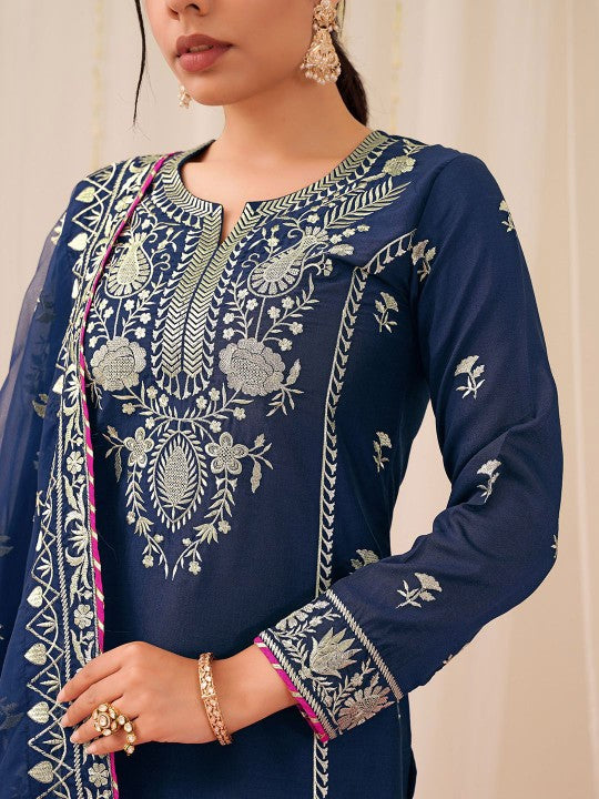 House of Pataudi Floral Embroidered Notch Neck Straight Kurta